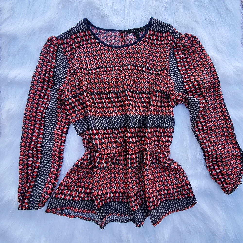 ⭐️2/$25⭐️Blouse Long Sleeve Elastic Waist Geometric Pattern - Picture 1 of 8